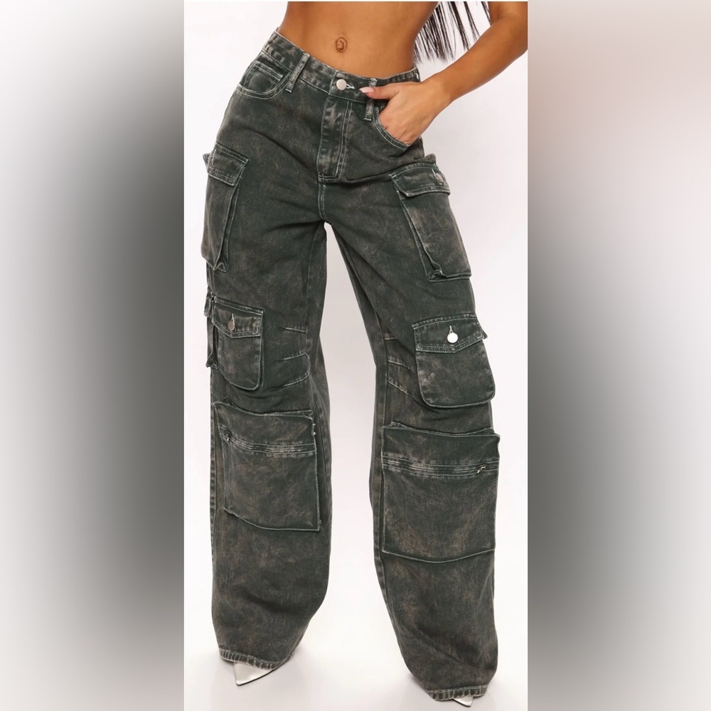 Dark Cargo Jeans